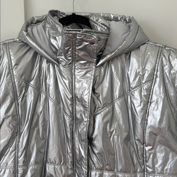 Anthropologie Daily Practice by Anthropologie Metallic Puffer Vest Size XL - Picture 9 of 14